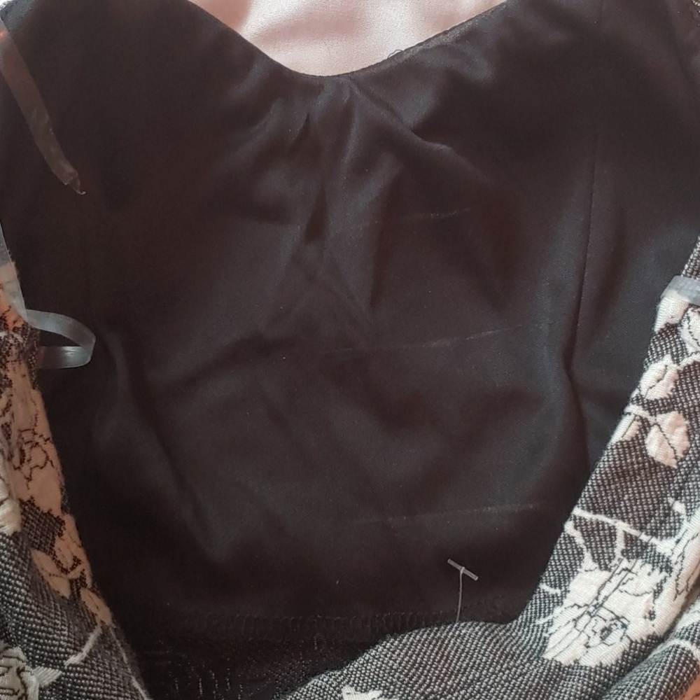 Sarah La Dress - Picture 7 of 8